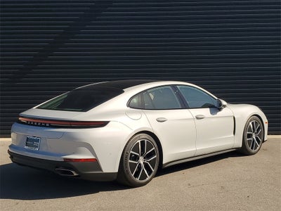 2026 Porsche Panamera Base