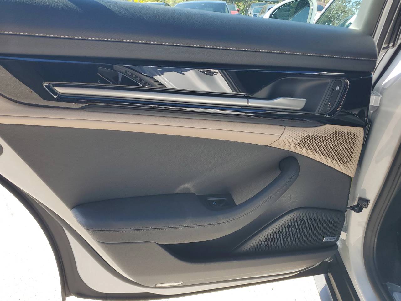 2026 Porsche Panamera Base