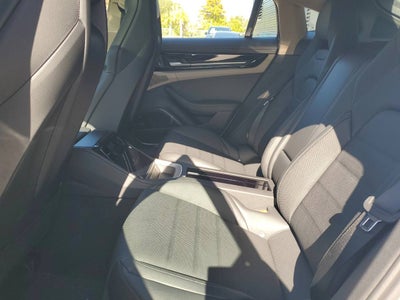 2026 Porsche Panamera Base