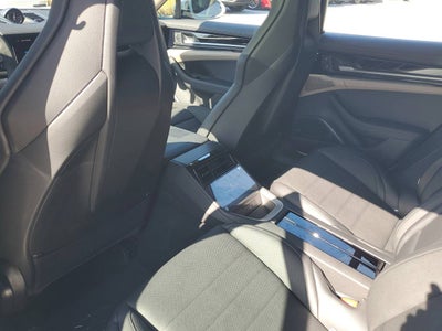 2026 Porsche Panamera Base