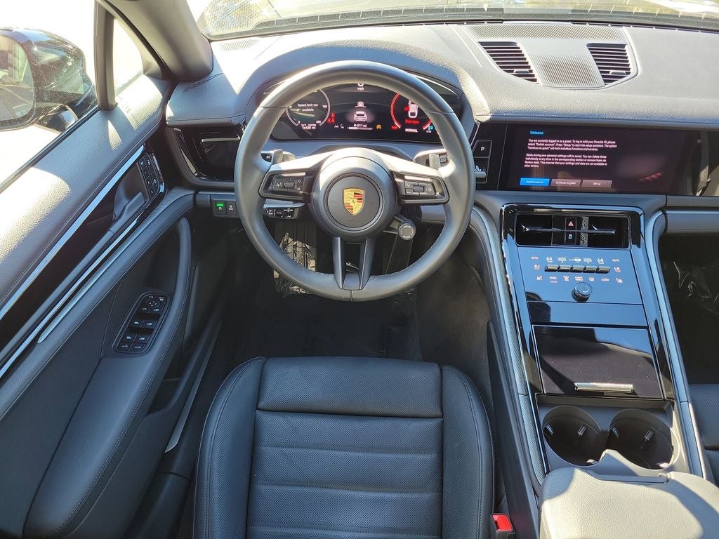 2024 Porsche Panamera 4