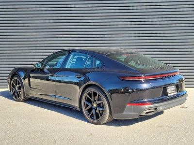 2024 Porsche Panamera 4