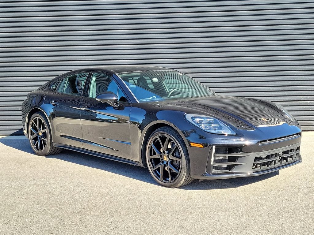 2024 Porsche Panamera 4