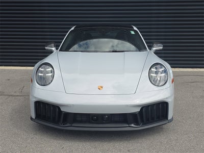 2025 Porsche 911 Carrera 4 GTS