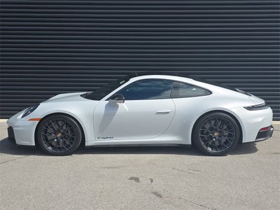 2025 Porsche 911 Carrera 4 GTS