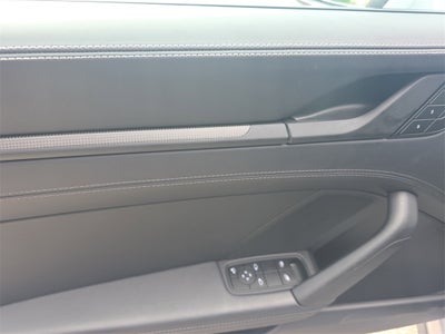 2025 Porsche 911 Carrera 4 GTS