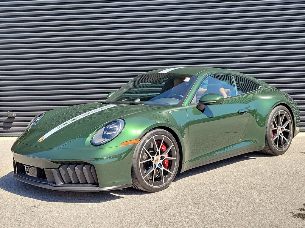 2026 Porsche 911 Carrera 4 GTS