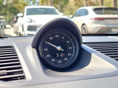 2026 Porsche 911 Carrera 4 GTS