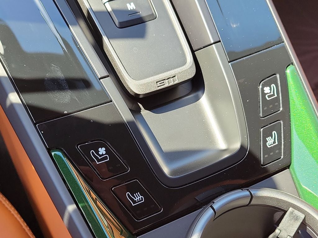 2026 Porsche 911 Carrera 4 GTS