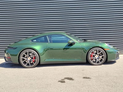 2026 Porsche 911 Carrera 4 GTS