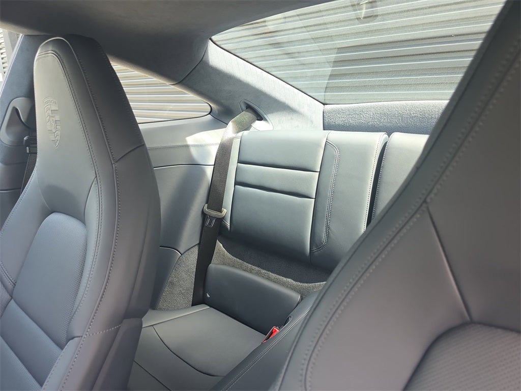 2025 Porsche 911 Carrera 4 GTS