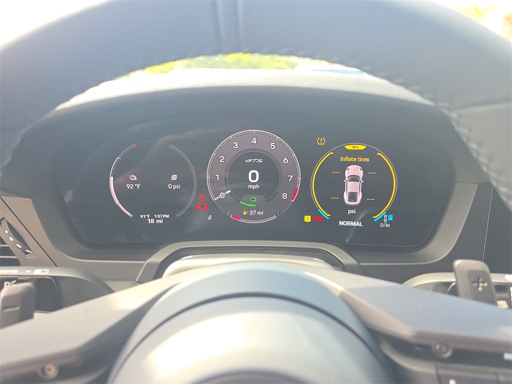 2025 Porsche 911 Carrera 4 GTS