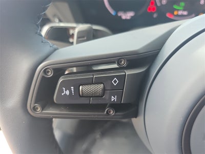 2025 Porsche 911 Carrera 4 GTS