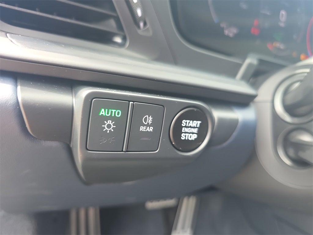 2025 Porsche 911 Carrera 4 GTS