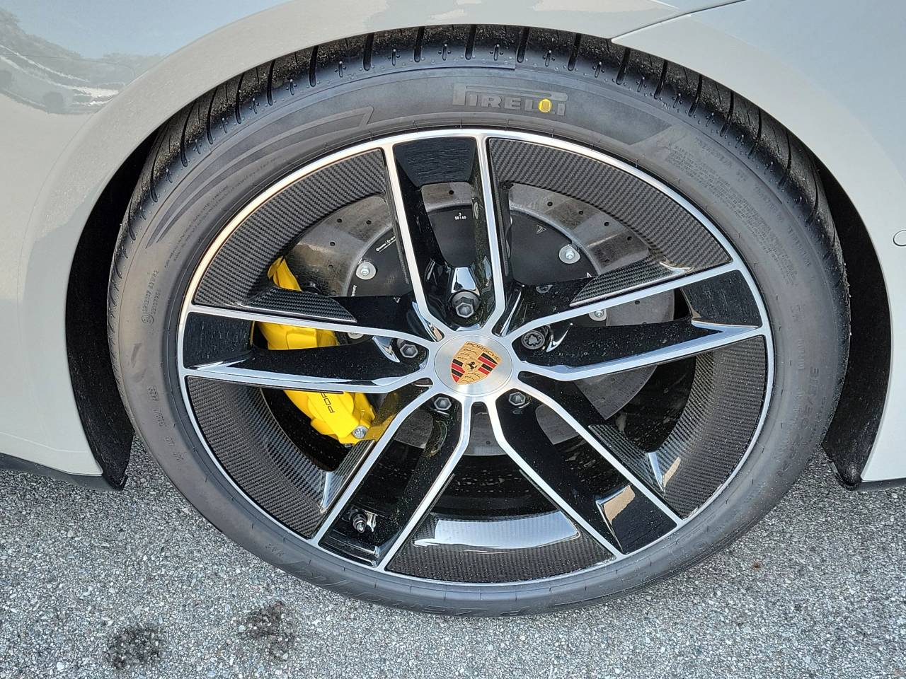 2026 Porsche 911 Carrera 4 GTS