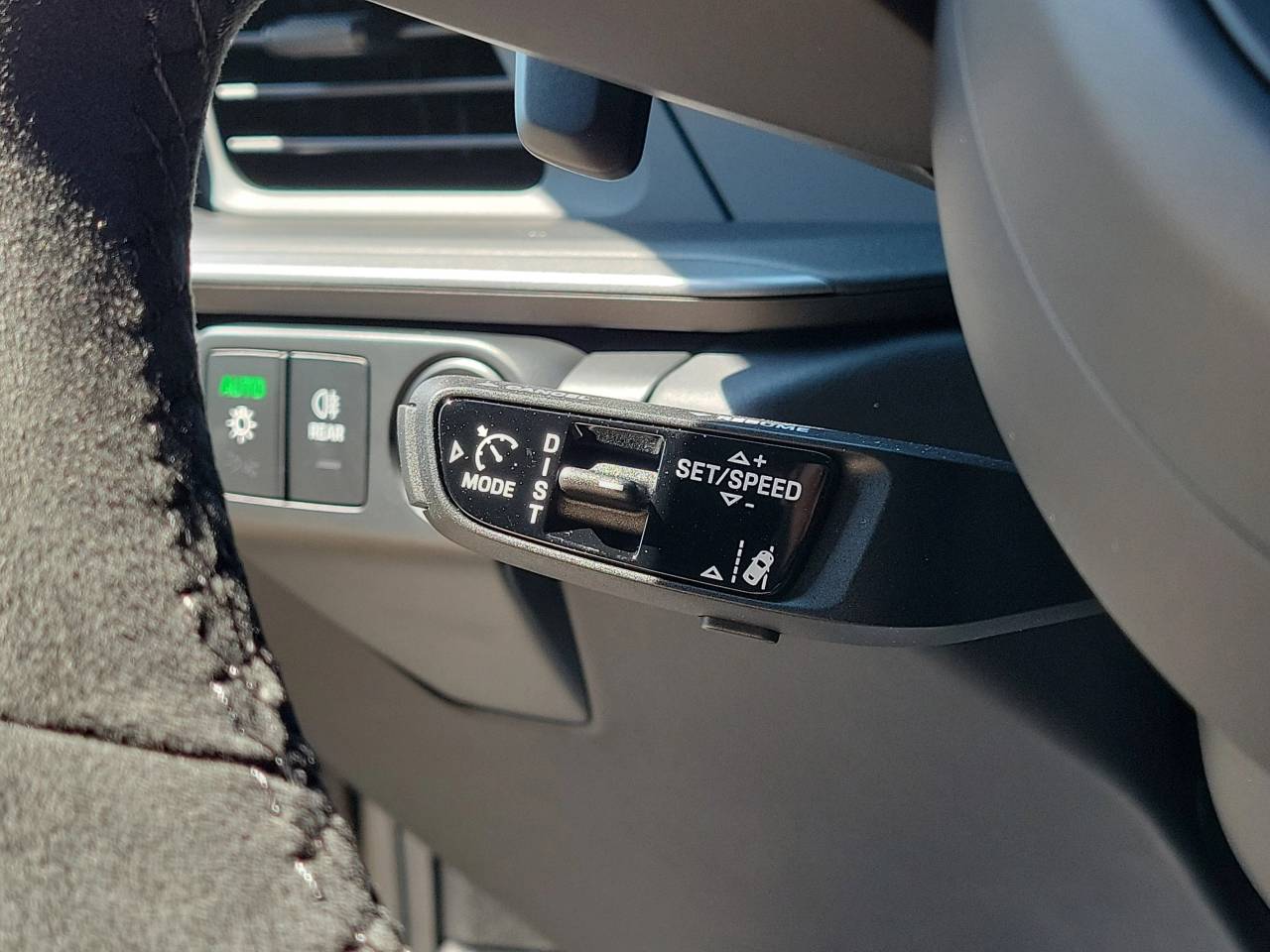 2026 Porsche 911 Carrera 4 GTS