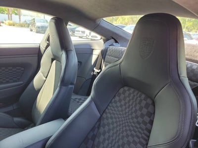 2026 Porsche 911 Carrera 4 GTS