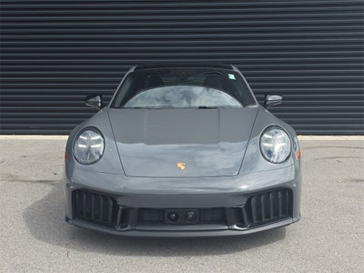 2025 Porsche 911 Carrera 4 GTS