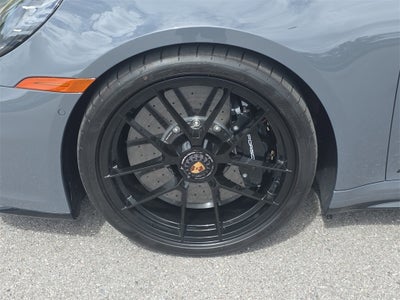 2025 Porsche 911 Carrera 4 GTS