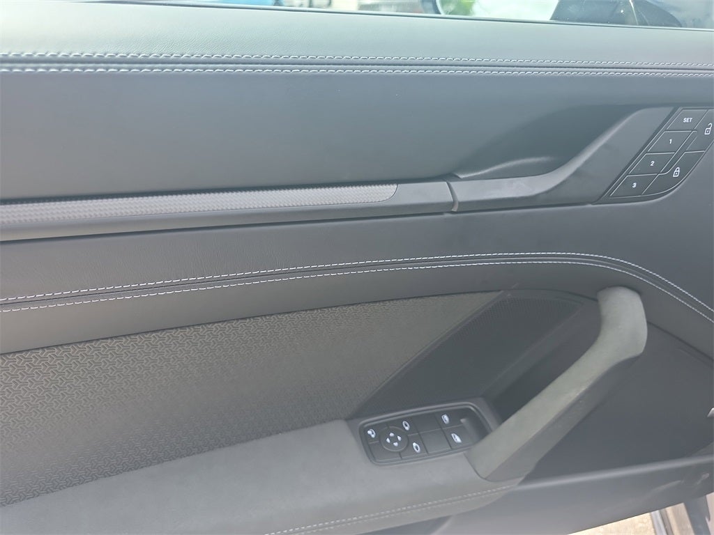 2025 Porsche 911 Carrera 4 GTS