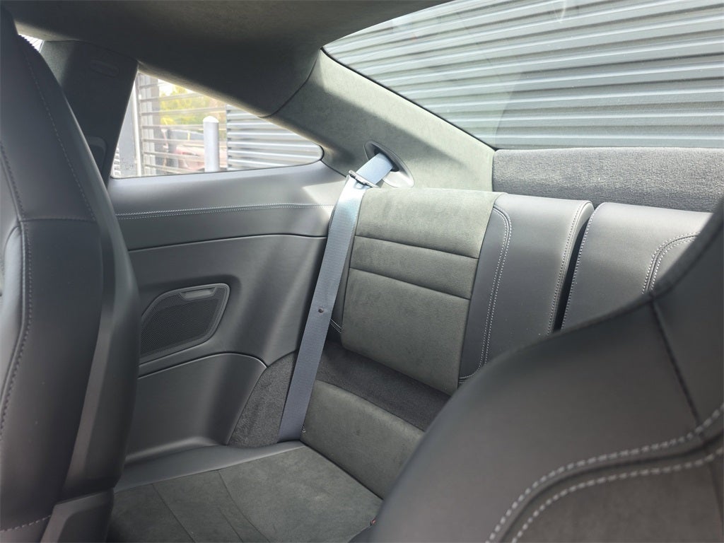 2025 Porsche 911 Carrera 4 GTS