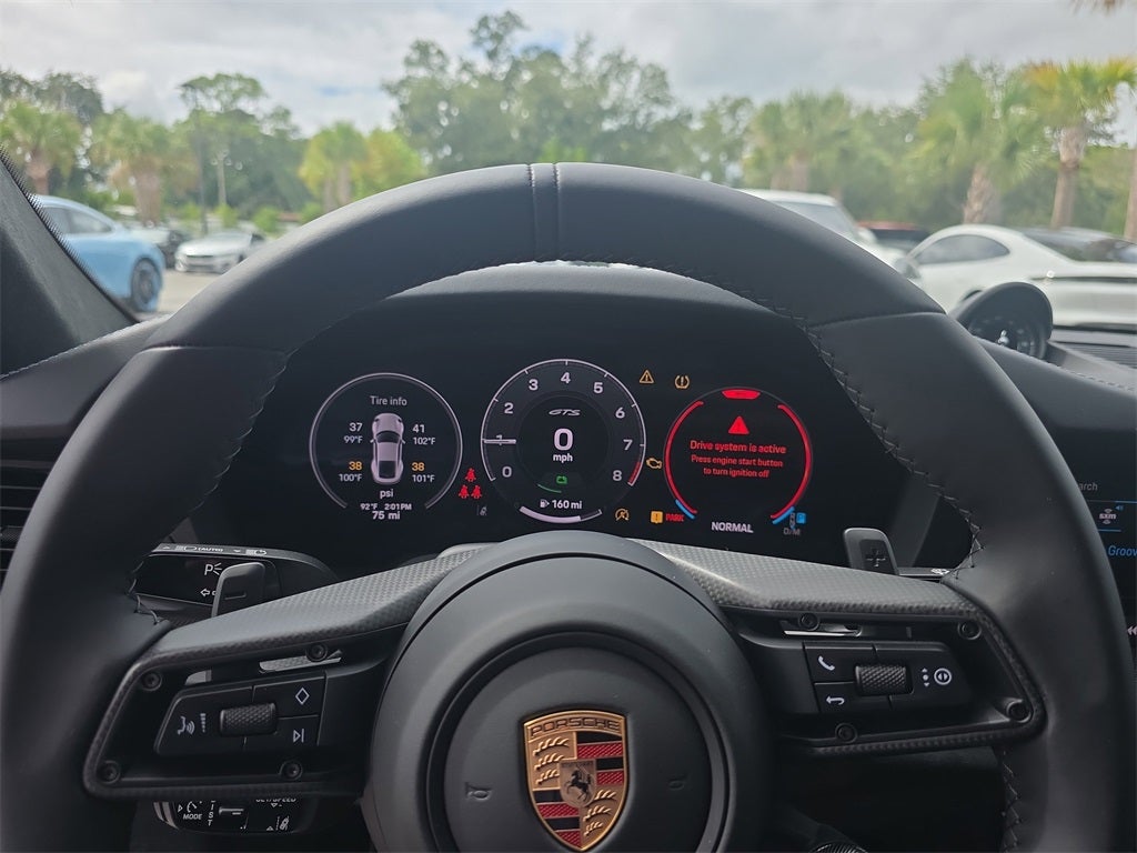 2025 Porsche 911 Carrera 4 GTS