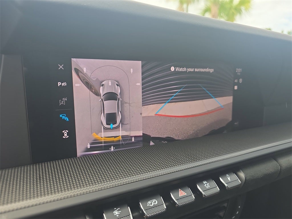 2025 Porsche 911 Carrera 4 GTS