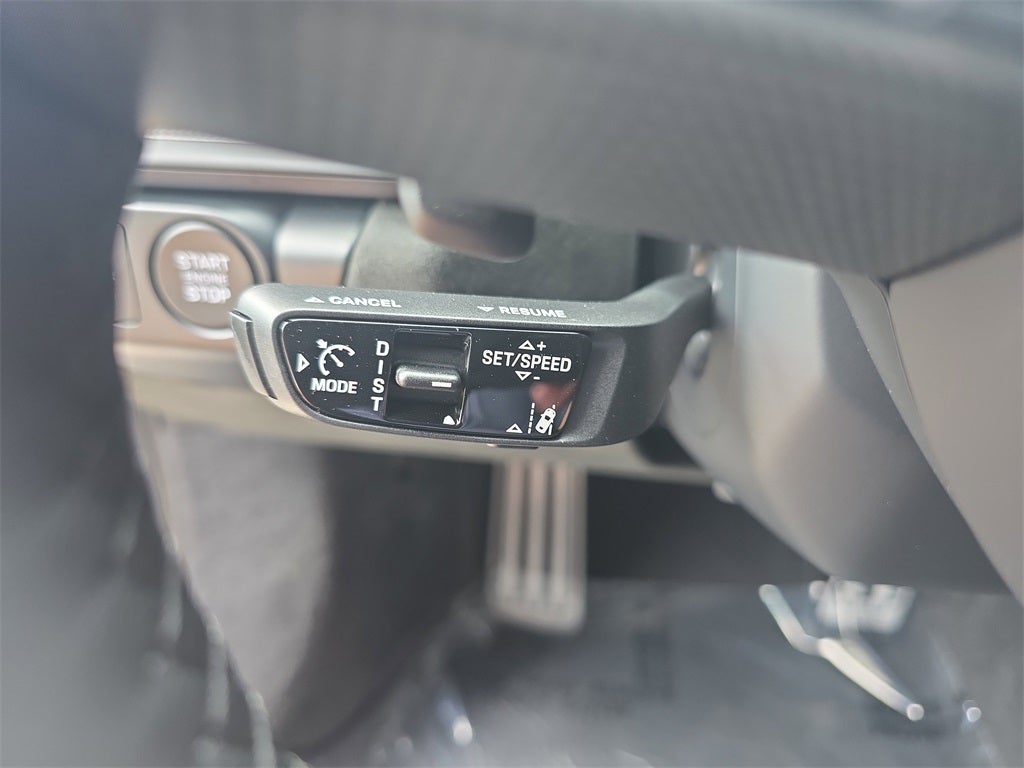 2025 Porsche 911 Carrera 4 GTS