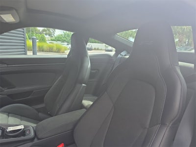 2025 Porsche 911 Carrera 4 GTS