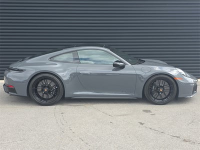 2025 Porsche 911 Carrera 4 GTS