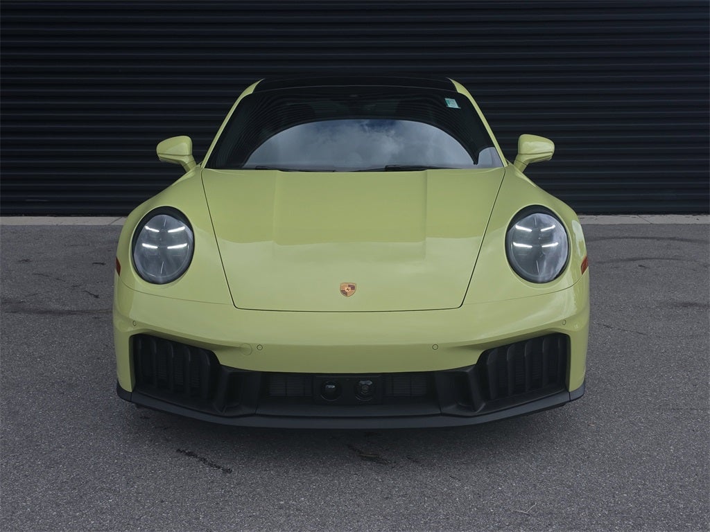 2025 Porsche 911 Carrera GTS