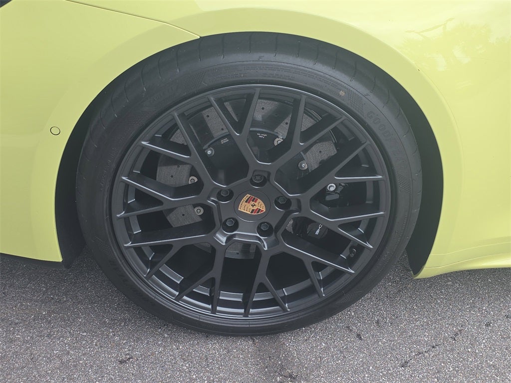 2025 Porsche 911 Carrera GTS