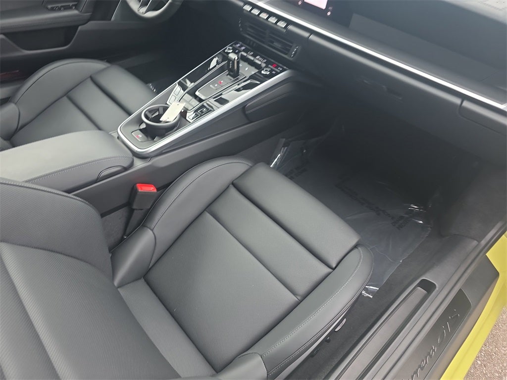 2025 Porsche 911 Carrera GTS