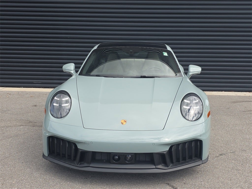 2025 Porsche 911 Carrera GTS