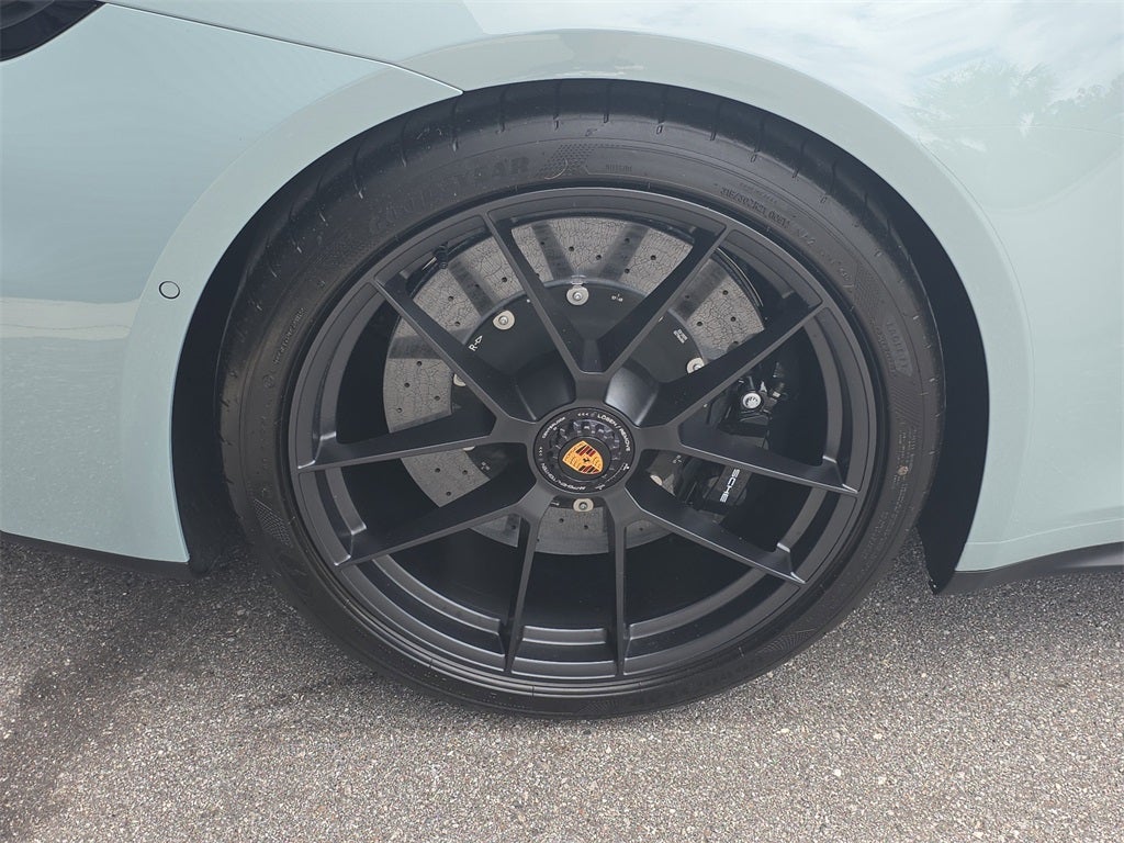 2025 Porsche 911 Carrera GTS