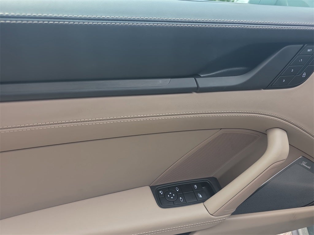 2025 Porsche 911 Carrera GTS