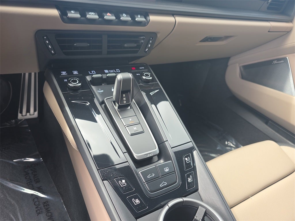 2025 Porsche 911 Carrera GTS