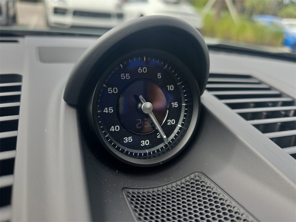 2025 Porsche 911 Carrera GTS