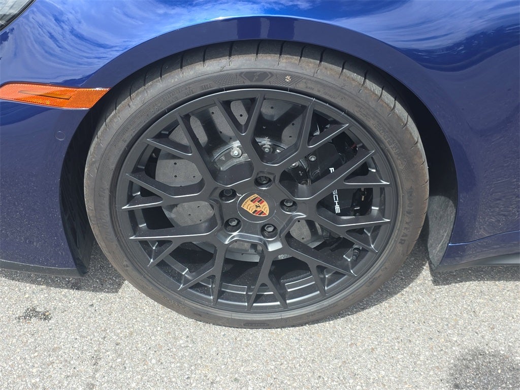 2025 Porsche 911 Carrera GTS