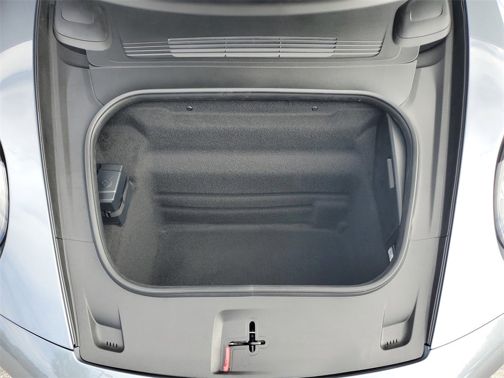 2025 Porsche 911 Carrera 4 GTS