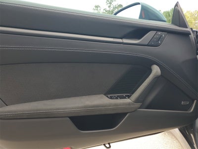 2025 Porsche 911 Carrera 4 GTS