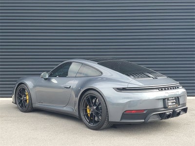 2025 Porsche 911 Carrera 4 GTS