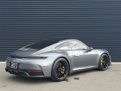 2025 Porsche 911 Carrera 4 GTS