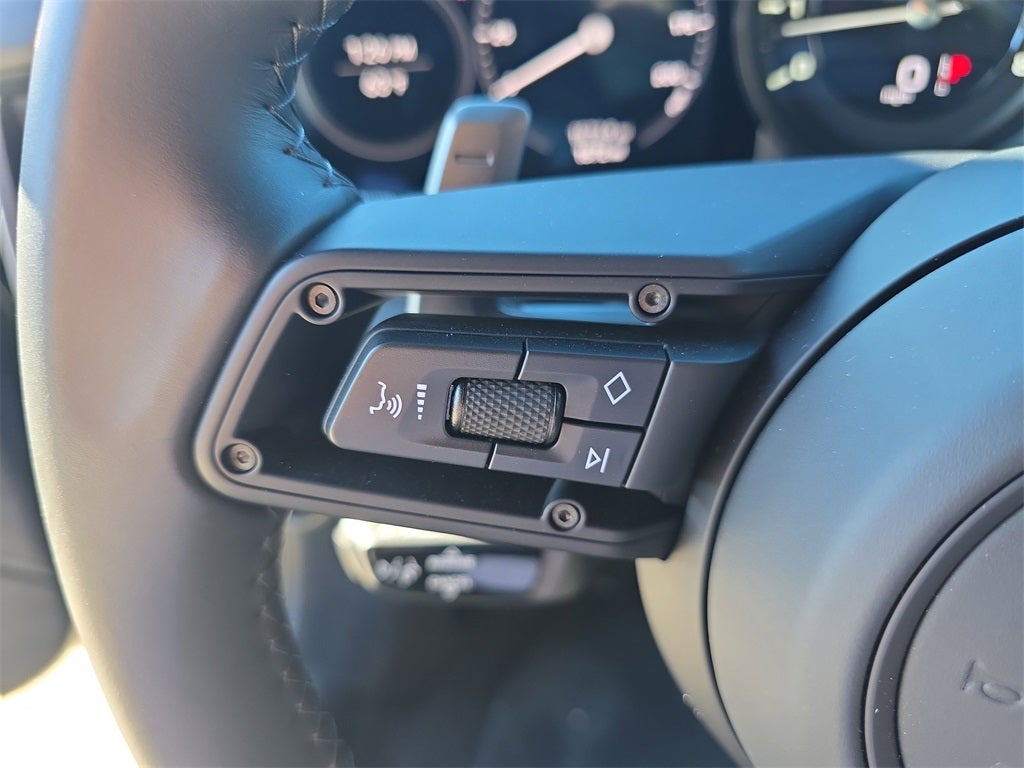 2023 Porsche 911 Carrera 4S