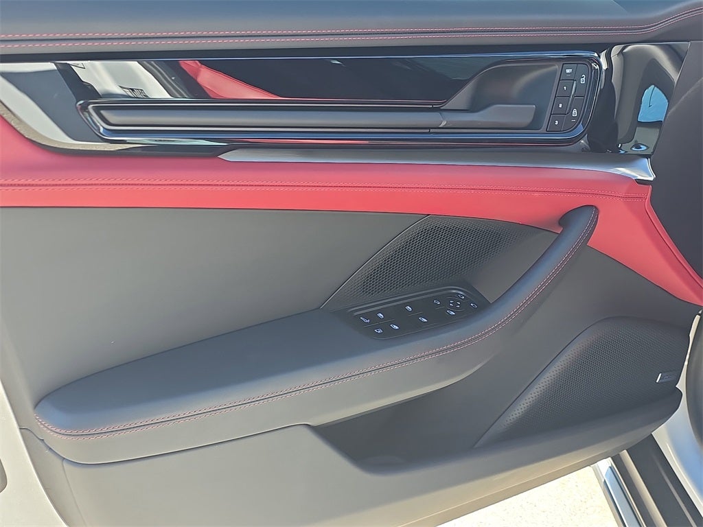 2025 Porsche Panamera E-Hybrid 4S