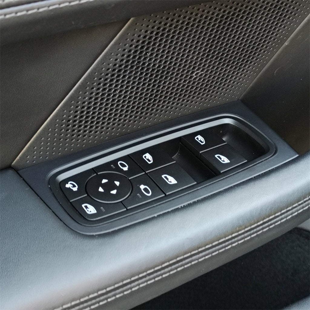 2022 Porsche Taycan GTS