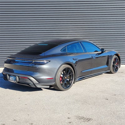 2022 Porsche Taycan GTS