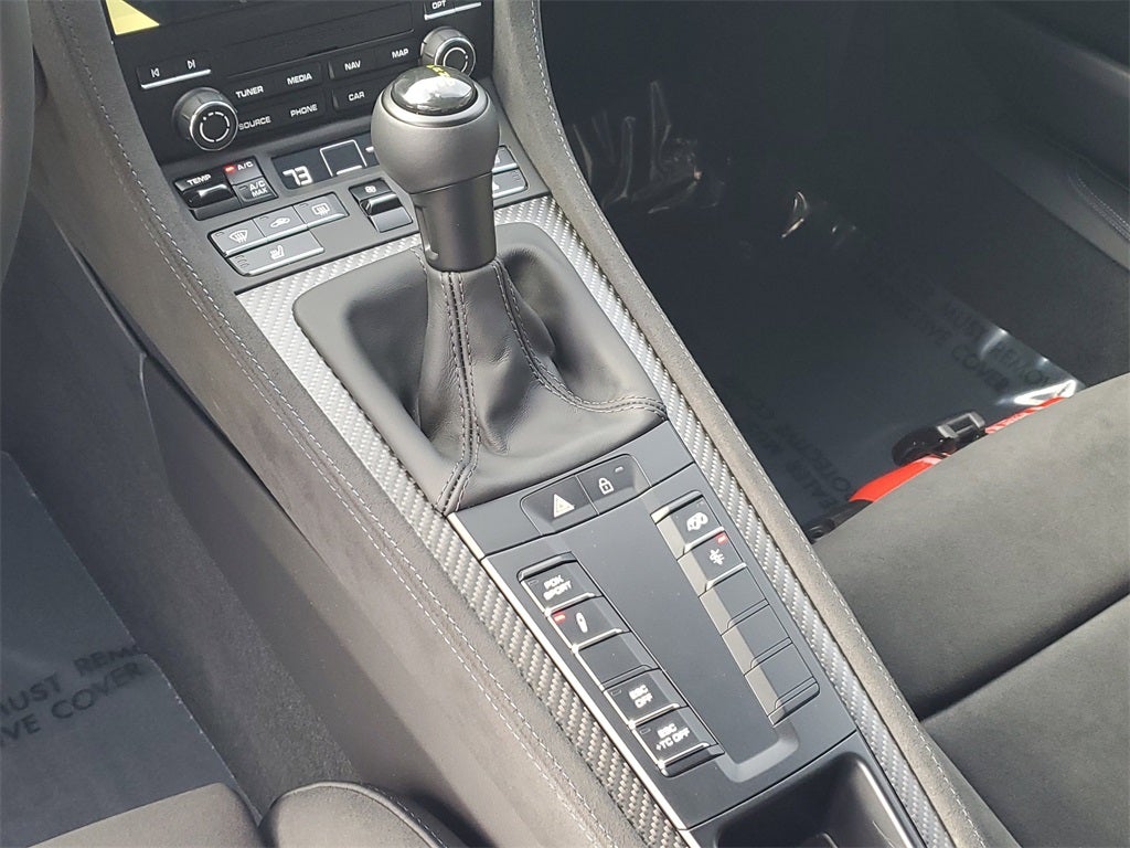 2025 Porsche 718 Cayman GT4 RS