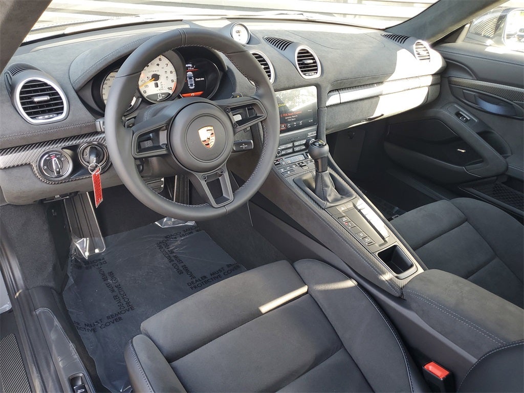 2025 Porsche 718 Cayman GT4 RS