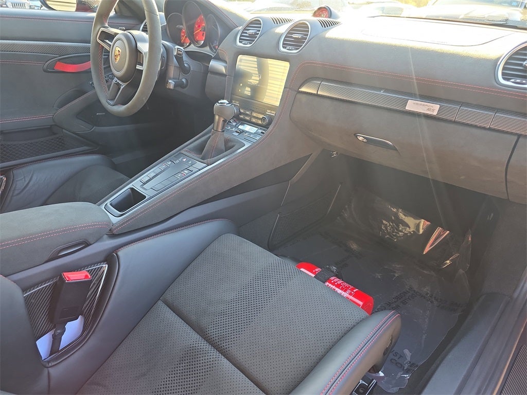 2025 Porsche 718 Cayman GT4 RS